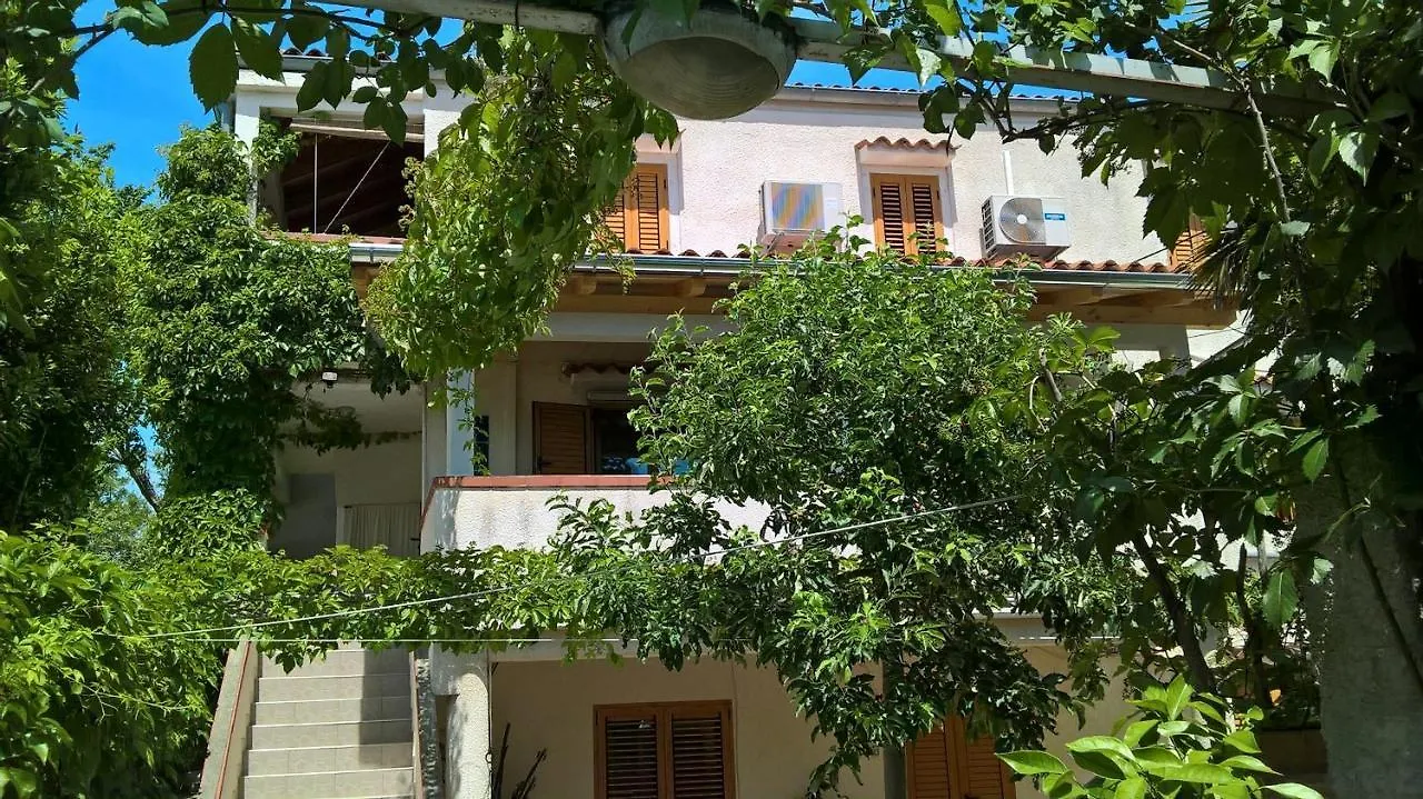 Apartment Nerezine 8049B 0*,  Croatia