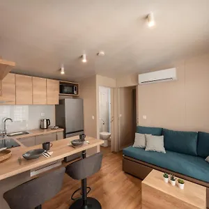 Mobile Homes Rapoca Nerezine